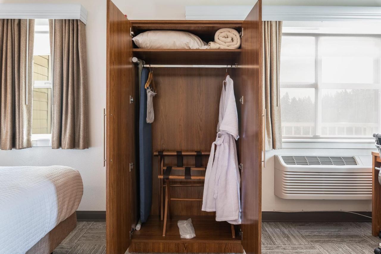 Marshall Suites Bainbridge Island Екстер'єр фото