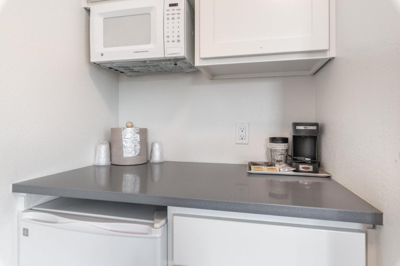 Marshall Suites Bainbridge Island Екстер'єр фото